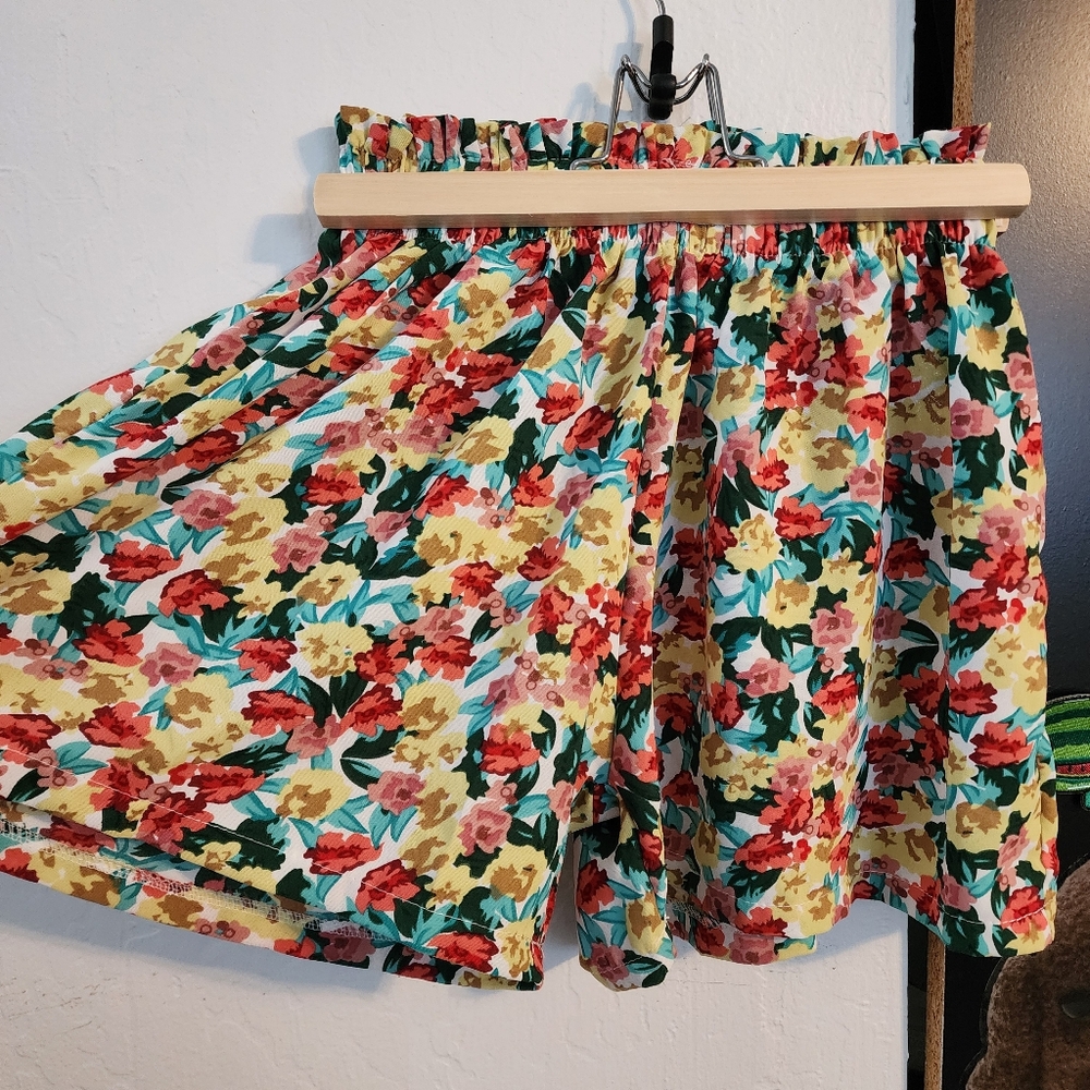 Floral Multicolor Shorts